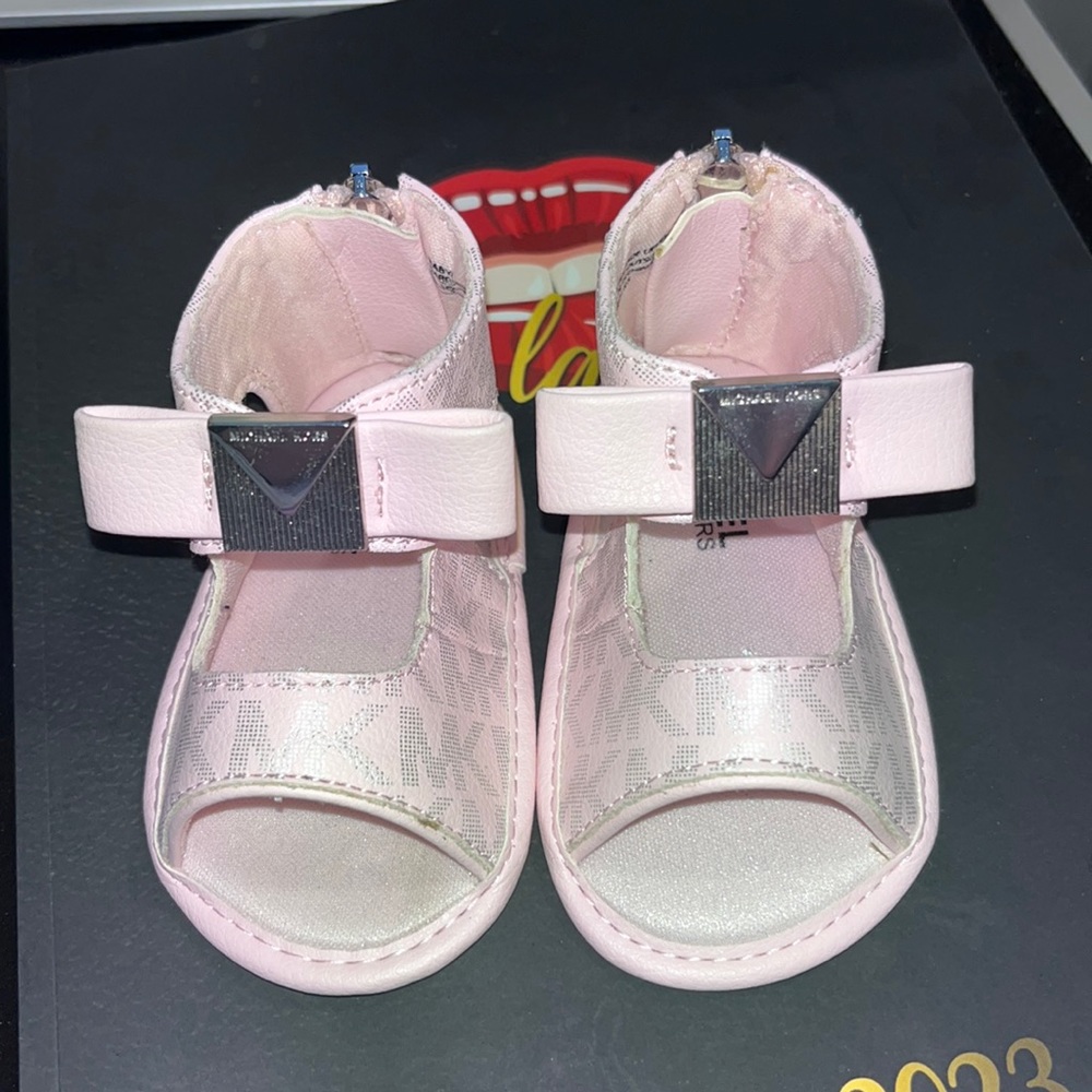 Baby shoes
